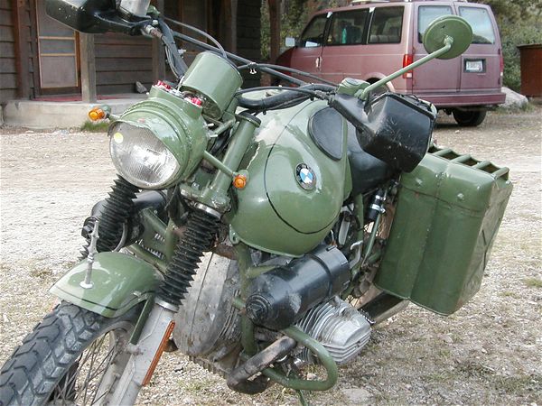 我又张60~70年代的BMW
