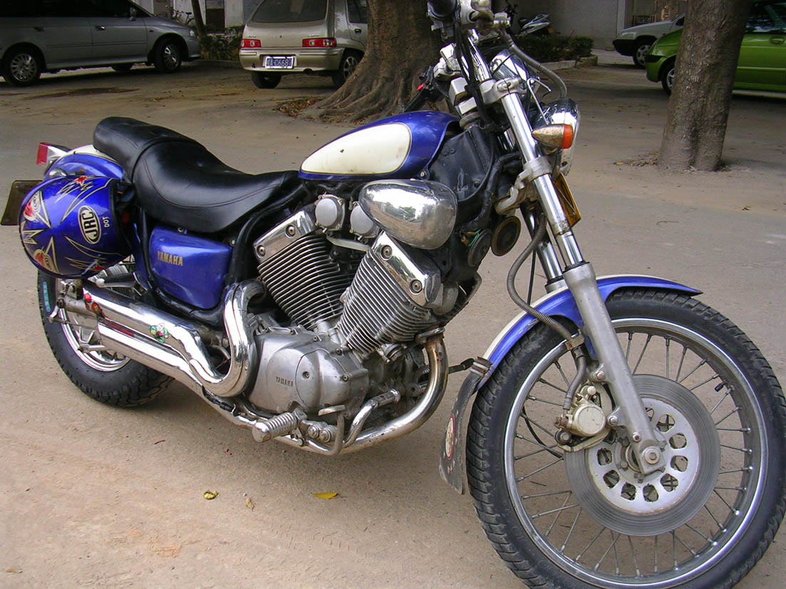 借贵地出一部ＹＡＭＡＨＡ　ＸＶ４００