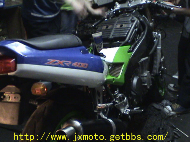 求购精神点的ZXR400R....[长期有效]