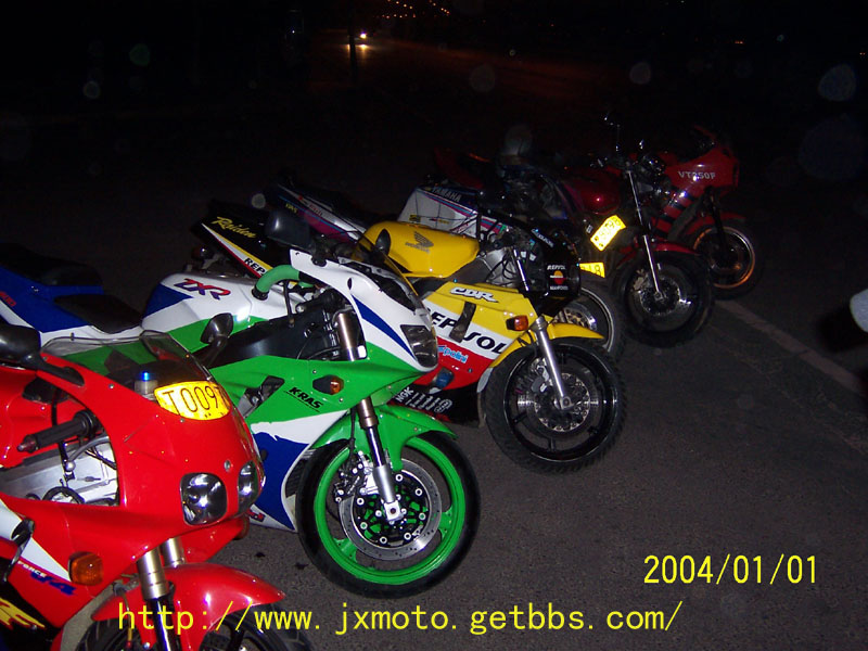求购精神点的ZXR400R....[长期有效]