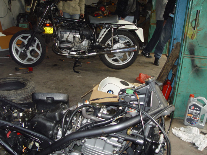 江门M2,引进"川崎宝马"1300CC