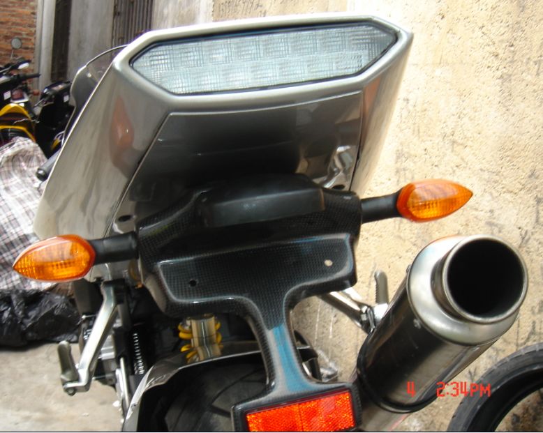 R1...将展现肇庆街头