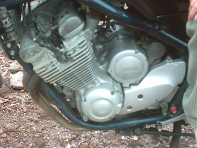 7500元出售YAMAHA400CC街车