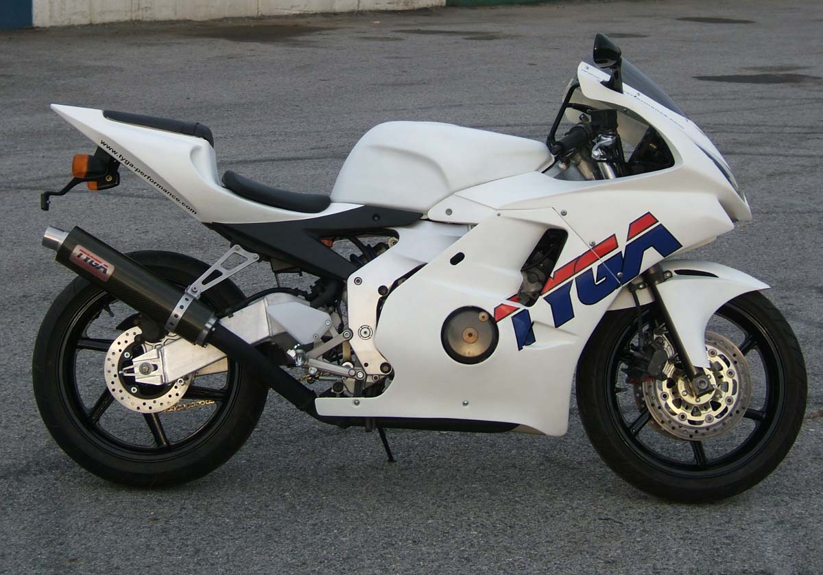 2006 RC211V style bodywork for MC22 CBR250RR