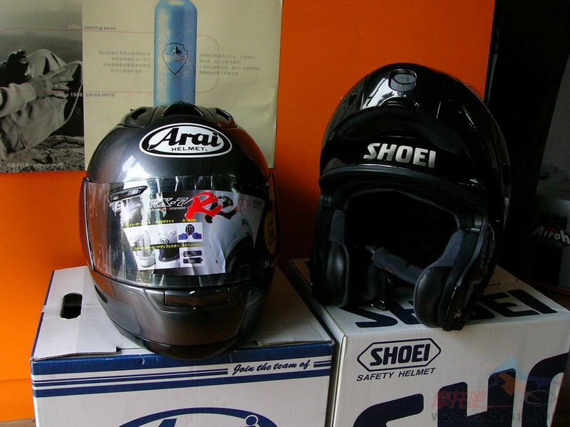全新05年ＳＨＯＥＩ，ＡＲＡＩ－ＲＸ７ＲＲ４低价出售