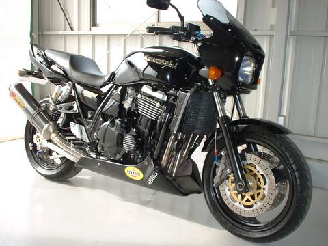 超美車　ＺＲＸ１１００　黒