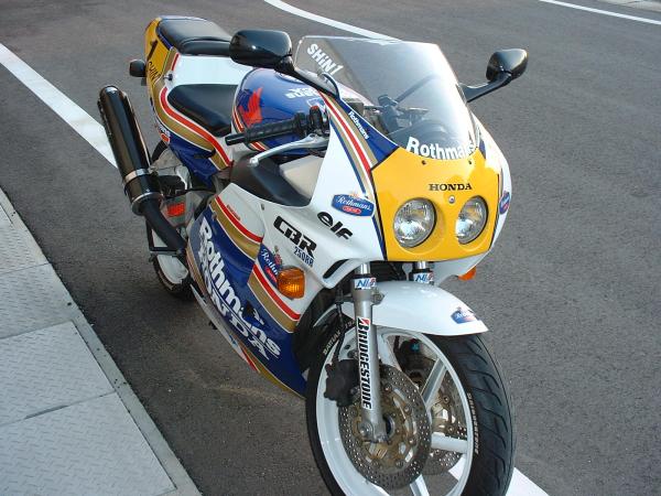 ＣＢＲ２５０ＲＲ　乐富门花