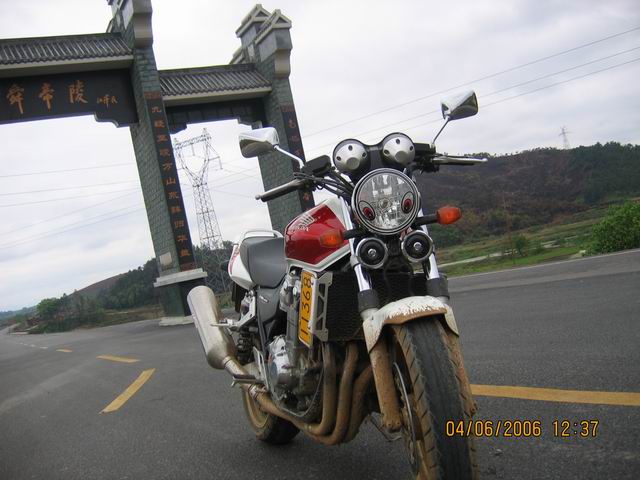 IQl51cKd.jpg