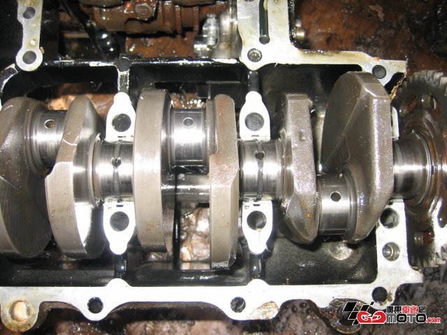 日本三大车厂拆车件73A,74A,75A,CBR17,19,VT250,XV250,FZR250