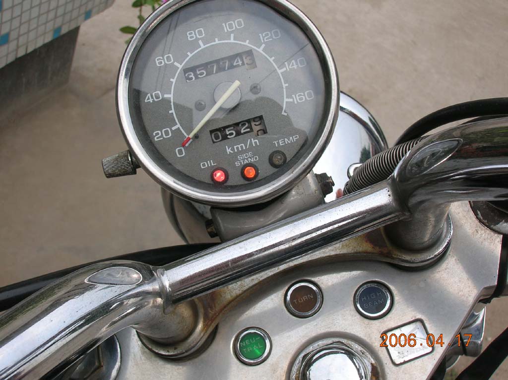 出售色灯400CC