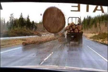 看看有谁见过这样的交通事故？？