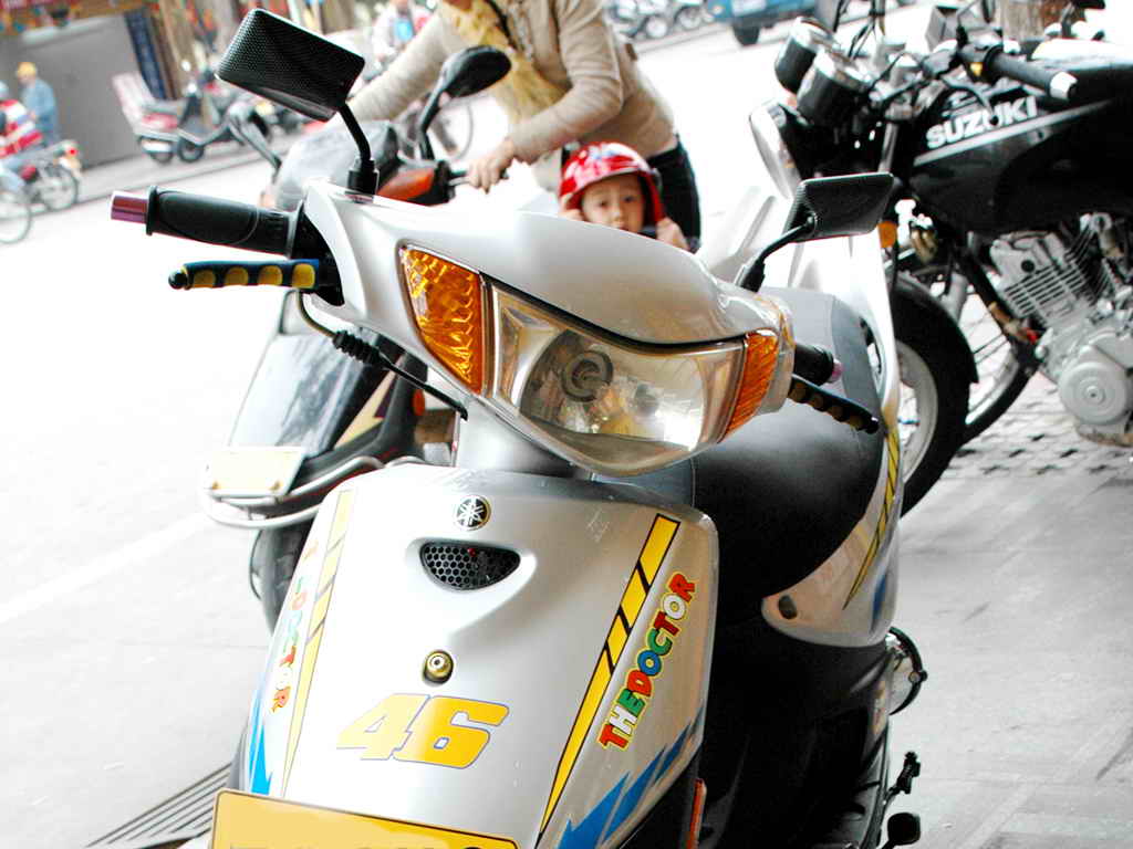 我朋友的的心血 YAMAHA 100CC重金改装