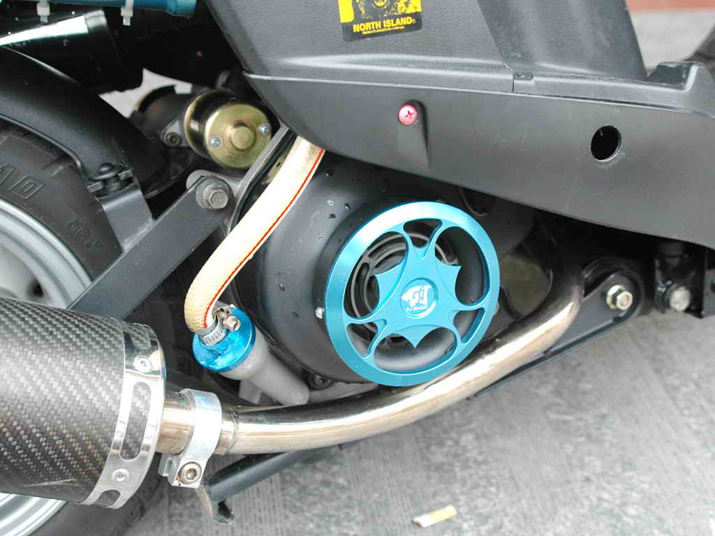 我朋友的的心血 YAMAHA 100CC重金改装