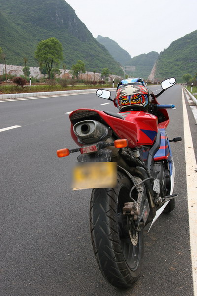 "欧"版CBR23改CBR600RR(价格11500)