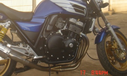 请各位大虾帮帮眼!CB400