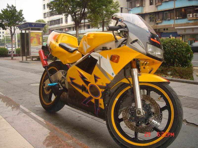 出售3台精神颠3，一台RGV250