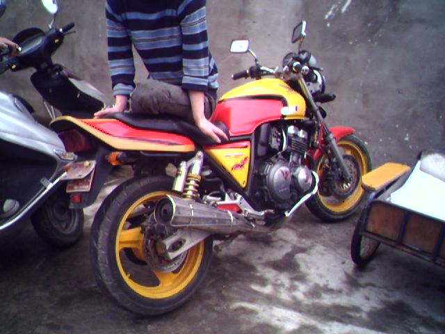 卖94CB400---
