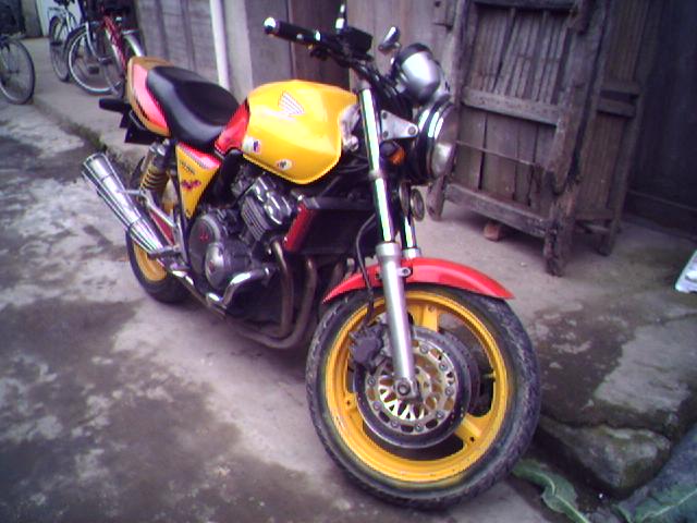 卖94CB400---
