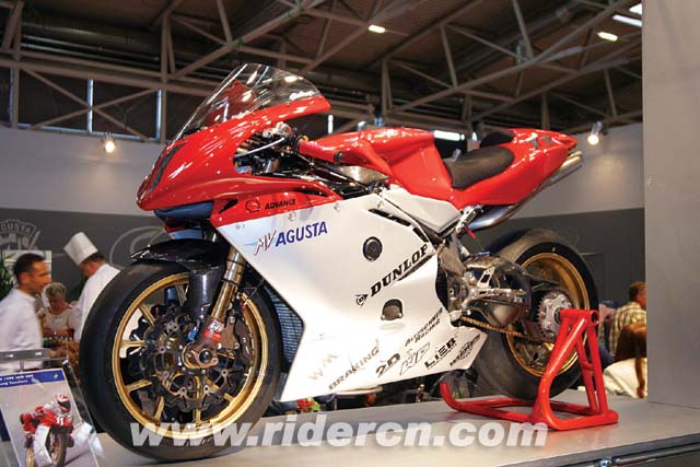 不爱名马非英雄之MV AGUSTA F4