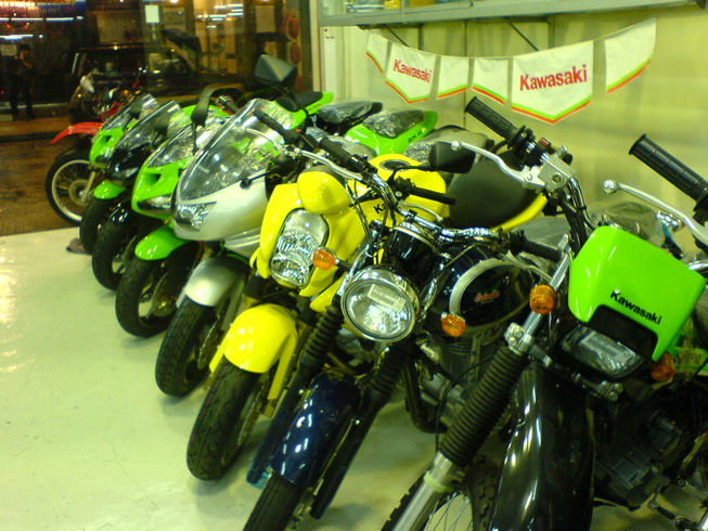 终于买到台全新的FAZER1000FZ1四月上市