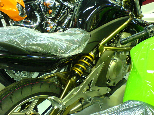 终于买到台全新的FAZER1000FZ1四月上市