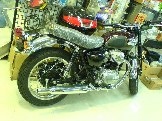 终于买到台全新的FAZER1000FZ1四月上市