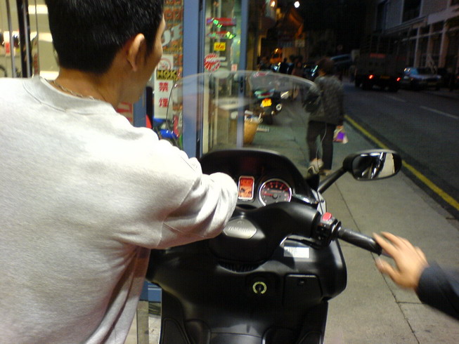 终于买到台全新的FAZER1000FZ1四月上市