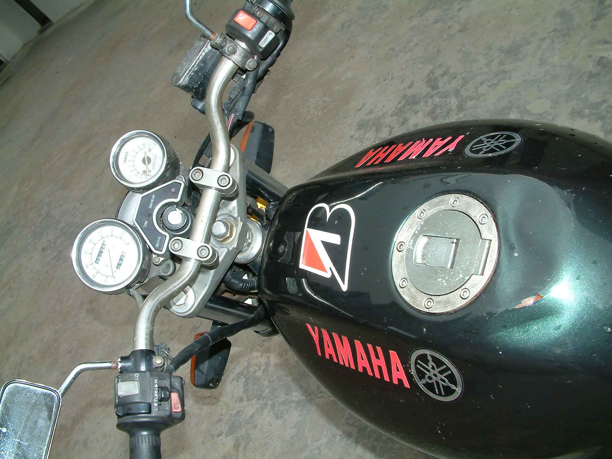 出售YAMAHA欧版400一台