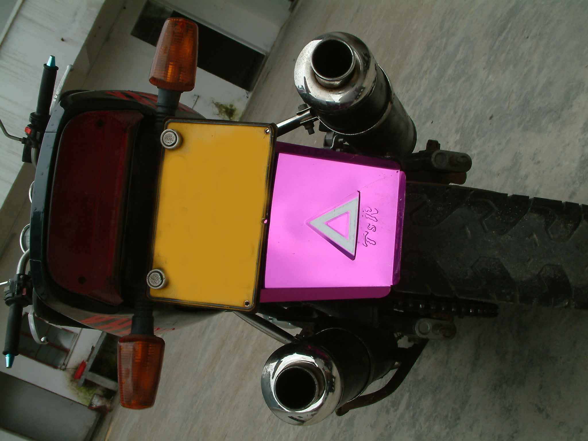 出售YAMAHA欧版400一台