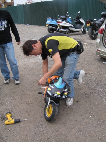 玩MINI BIKE!!