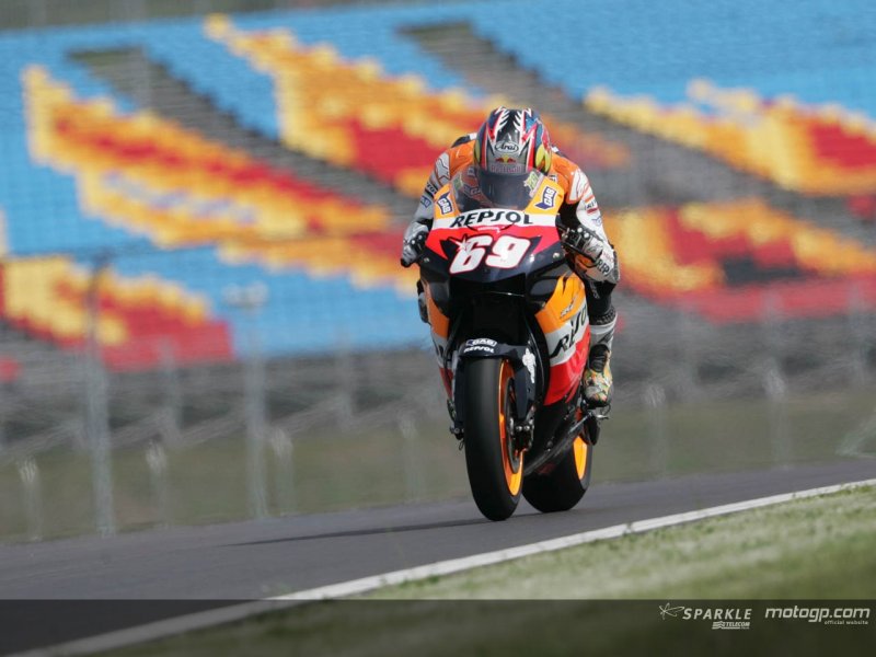 [贴图]4.30 MOTOGP 土耳其站.