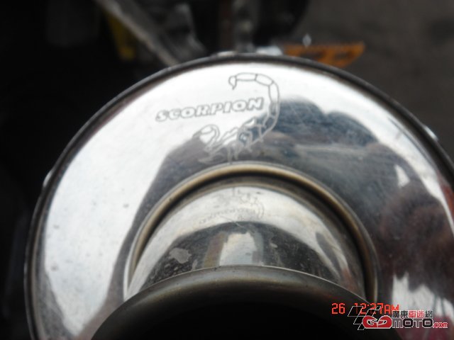 广州芳村东沙万里行机车社....CBR400R...