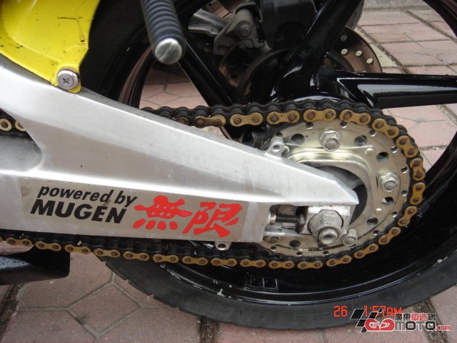 广州芳村东沙万里行机车社....CBR400R...