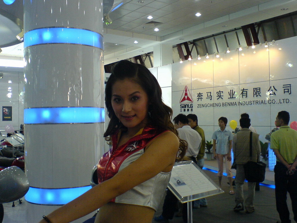 2006年5月17日，江门摩托车博览会