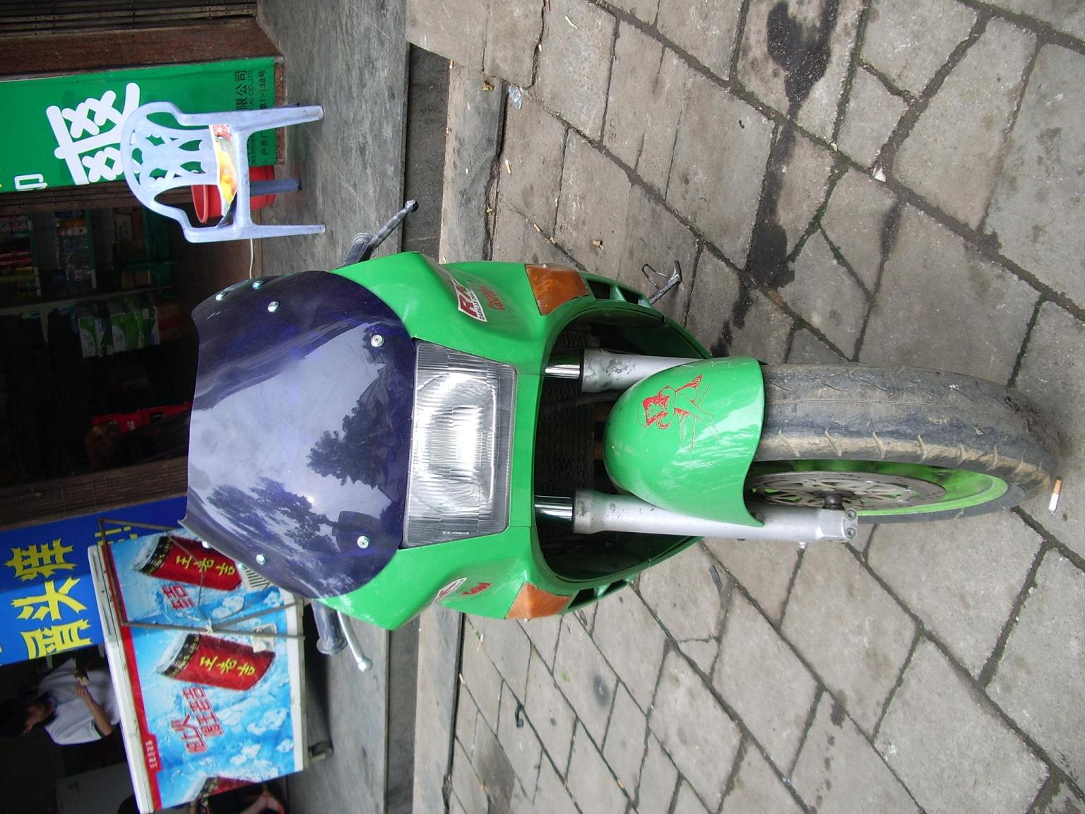 卖几部车车。