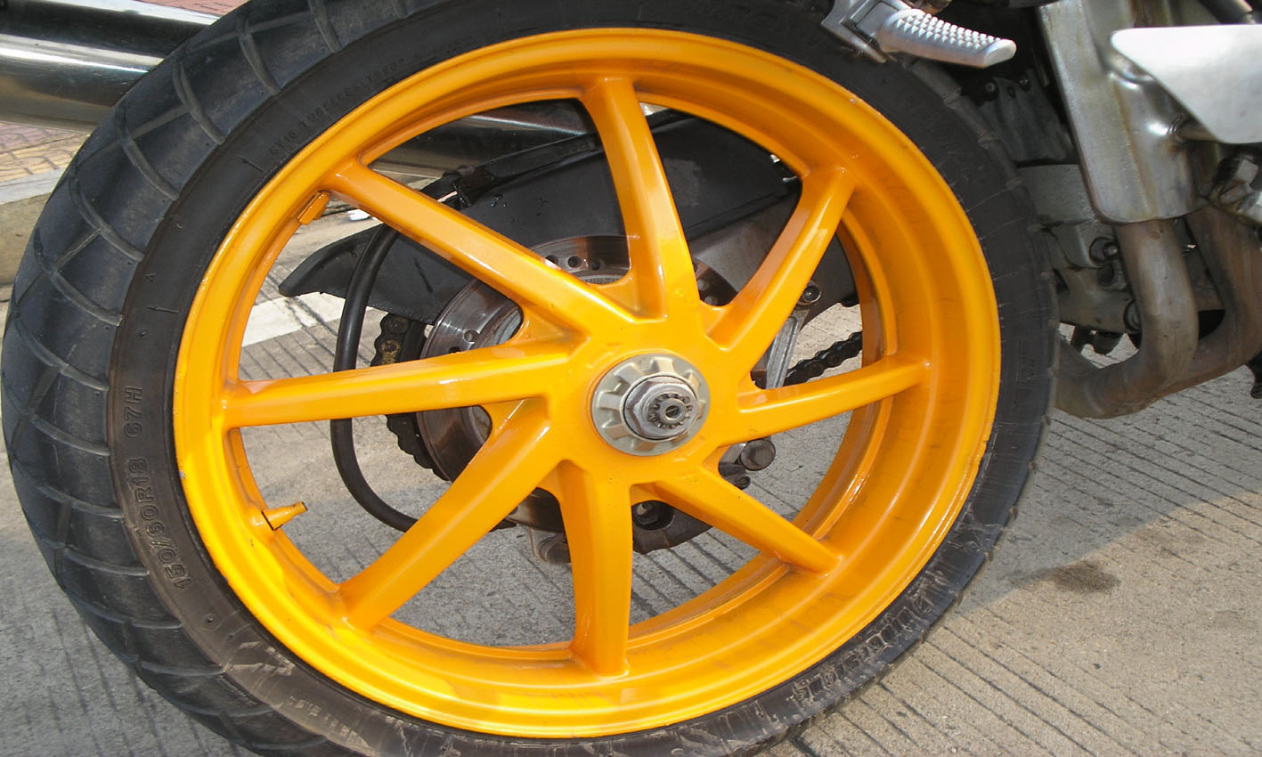 出售极好的HONDA--VFR30
