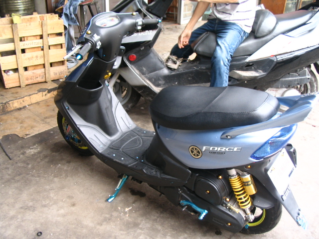 出售极品改装YAMAHA福喜100