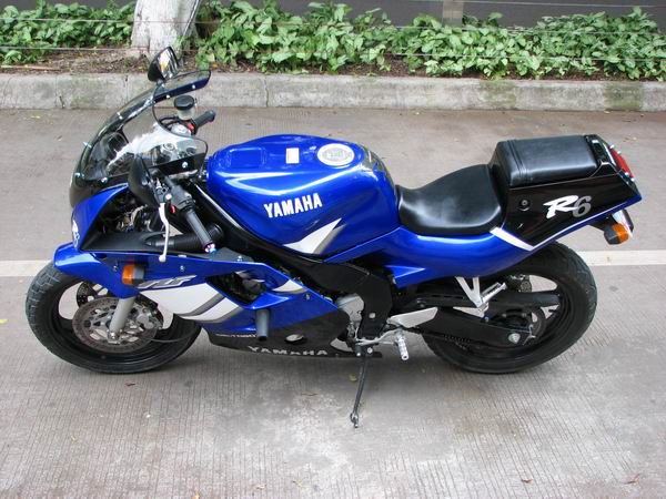 广东梅州 卖 雅玛哈FZR250RR水晶灯一部94车！