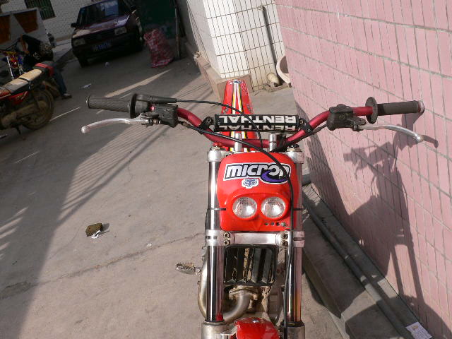 讓 GAS GAS 280 2001年式