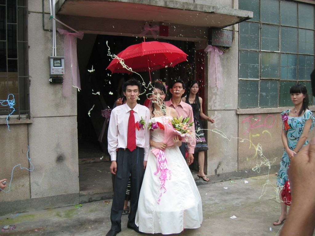 [分享] 齐庆贺太子伍新婚~~