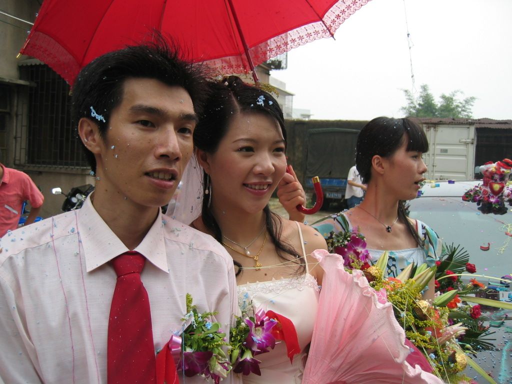 [分享] 齐庆贺太子伍新婚~~