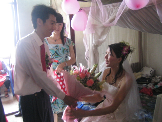 年會前的一大喜事．．太子伍結婚ＰＰ