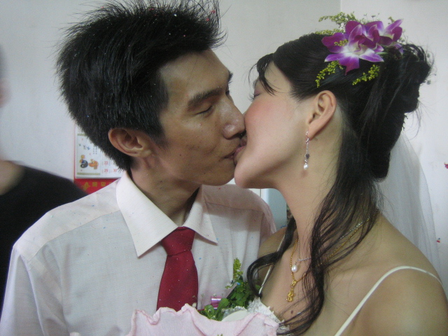 年會前的一大喜事．．太子伍結婚ＰＰ