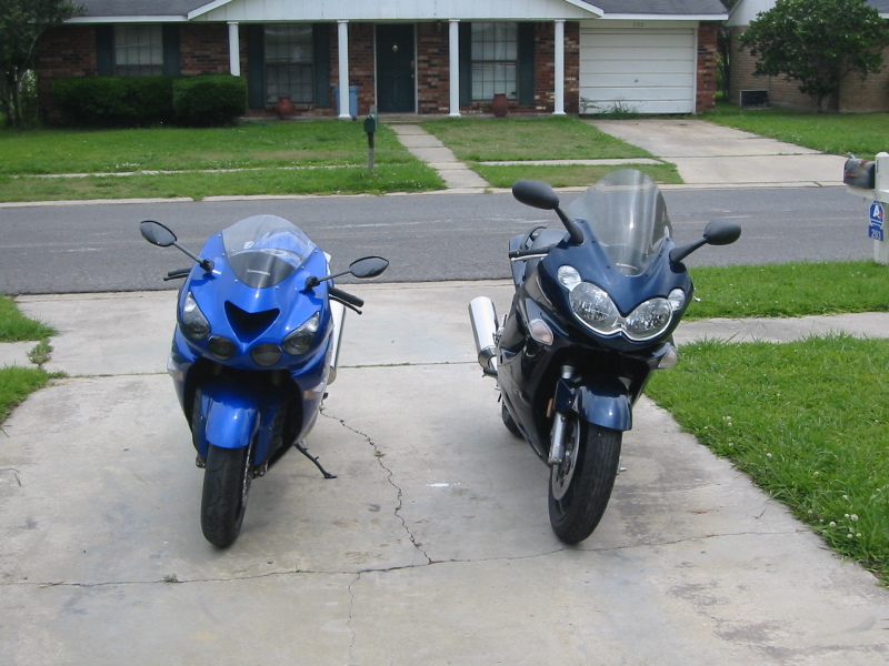 试驾国内首台  ZZR1400