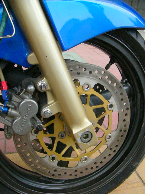 帮朋友卖车KAWASAKI--02年的ZR-7S