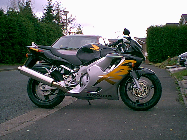 Honda CBR 600 (F1 - F4i + RR)