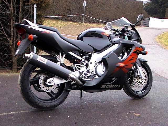 Honda CBR 600 (F1 - F4i + RR)