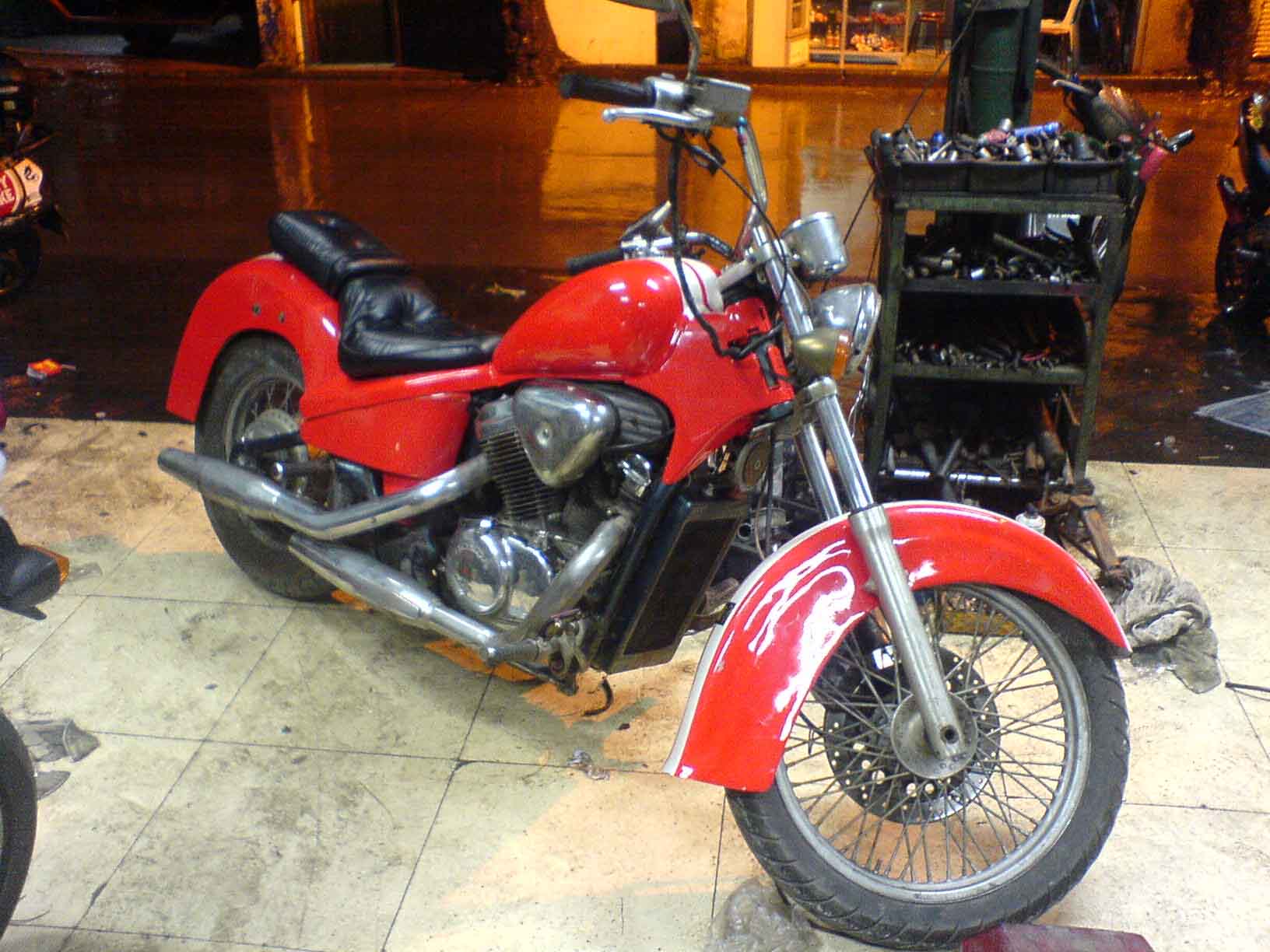 重新上图卖本田STEED400太子一台