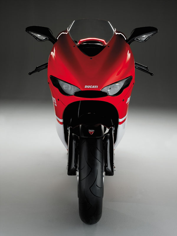 我的GP不是梦!---Ducati Desmosedici RR