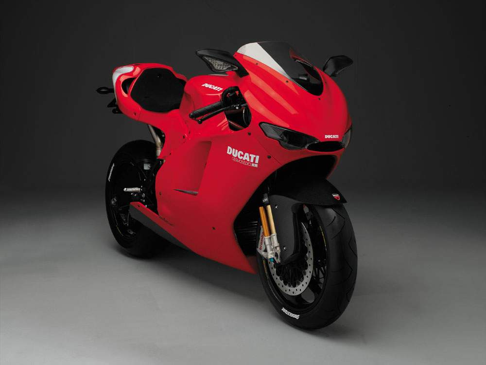 我的GP不是梦!---Ducati Desmosedici RR